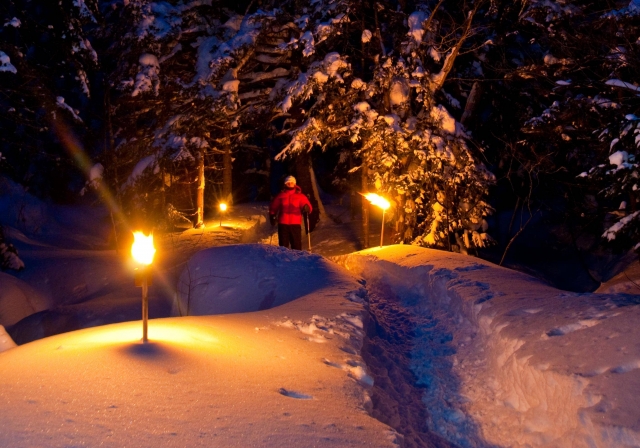 Torchlight at Parc national du Mont-M&eacute;gantic &copy;R&eacute;mi Boucher