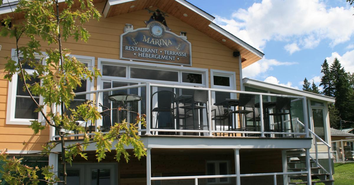 Auberge et Chalets sur le Lac / Restaurant Le Capitaine Provost Lac