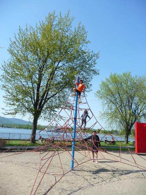 Park and beach just a few minutes:
