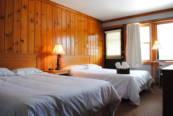 Bedroom: Rustick - Brasserie & Auberge