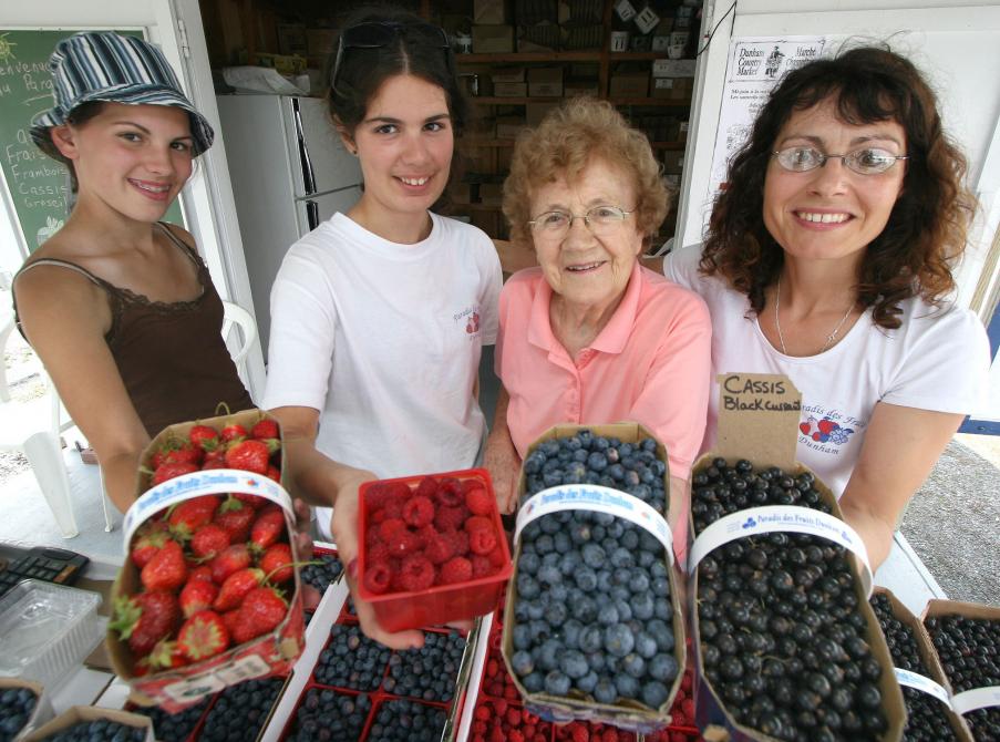 Au Paradis des Fruits, ECO-FRIENDLY farm: Dunham