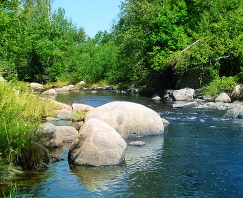 Aux Tipis de la Rivière Sauvage: Saint-Romain