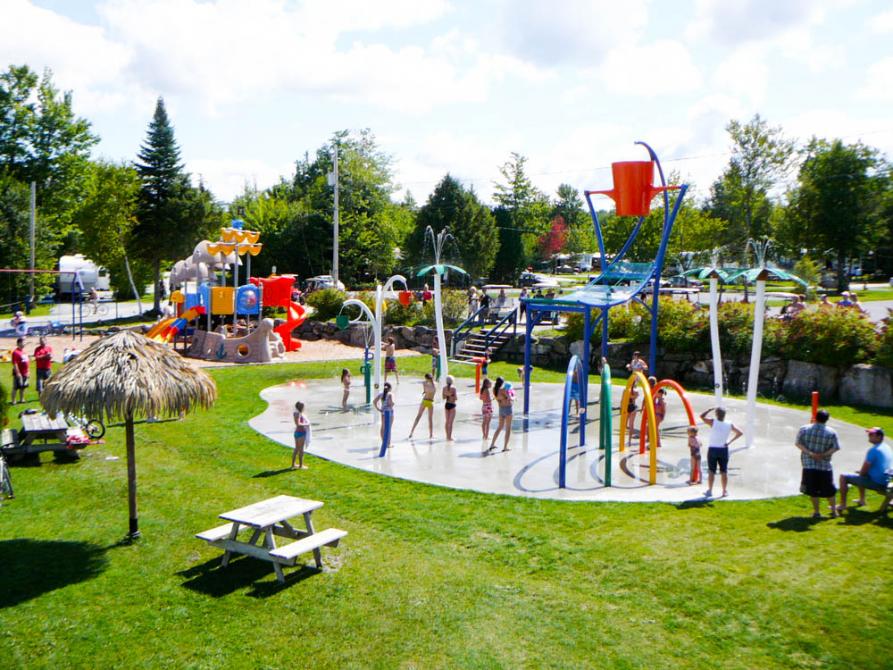 Camping Les Berges du Lac: Stratford