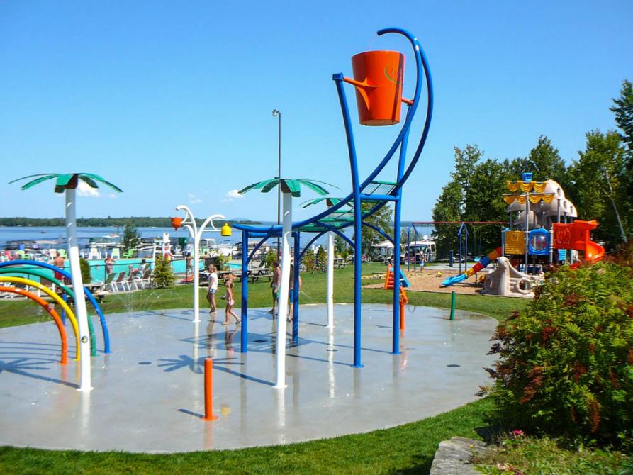 Camping Les Berges du Lac: Stratford