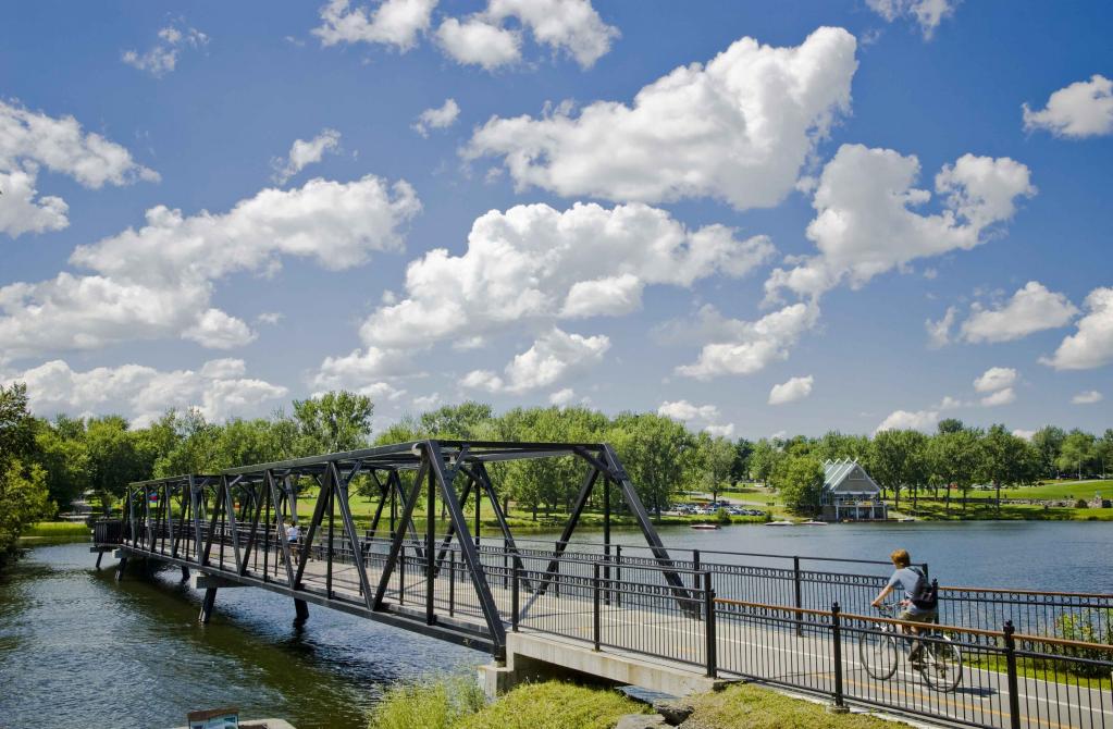 Les Grandes-Fourches cycling network: