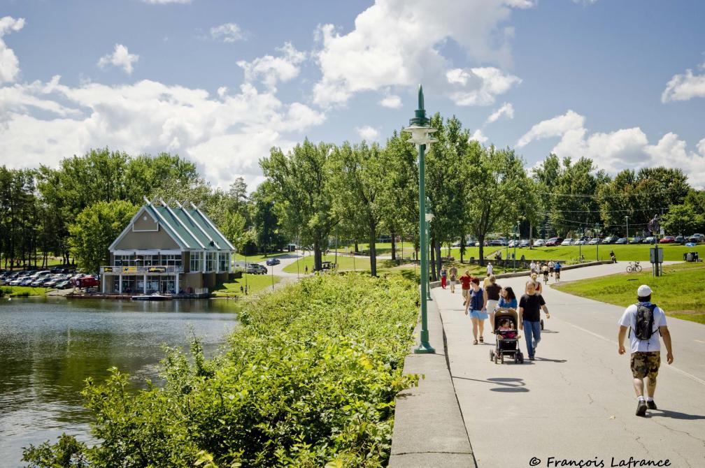 Lac-des-Nations promenade: