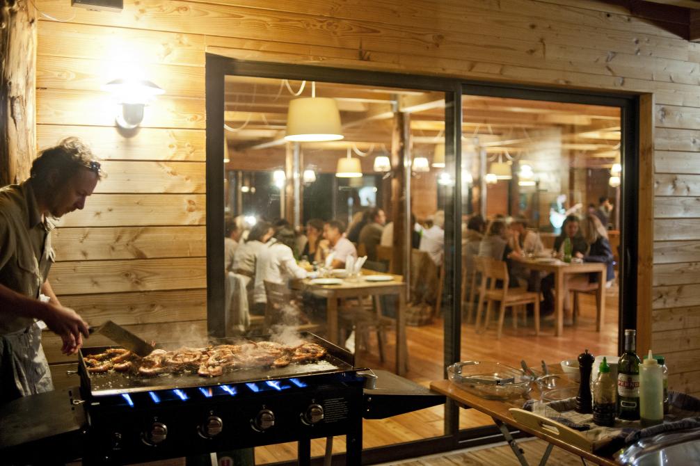 Camping Huttopia Sutton: Sites de camping et prêt-à-camper