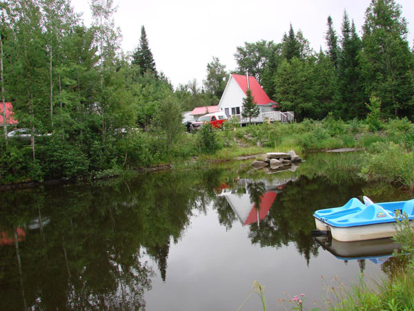 Camping, chalets et spas des Pignons Rouges: