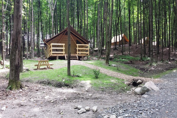 Huttopia Sutton: Trappeur tent