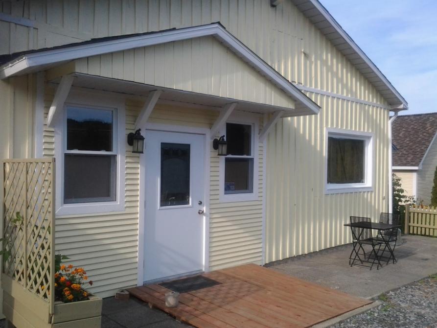 Béret Rouge: Boutique - regional products
Canton de Stanstead (Georgeville - Fitch Bay)