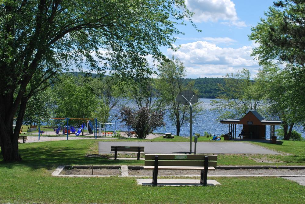 Parc du Grand Lac Saint-François: Lambton