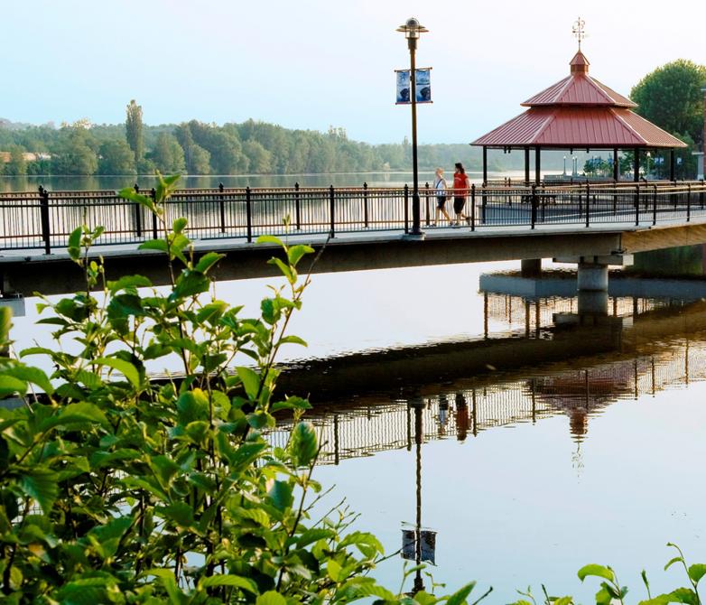 Promenade du Lac-des-Nations © François Larose: Promenades urbaines : pour le plaisir de marcher en ville