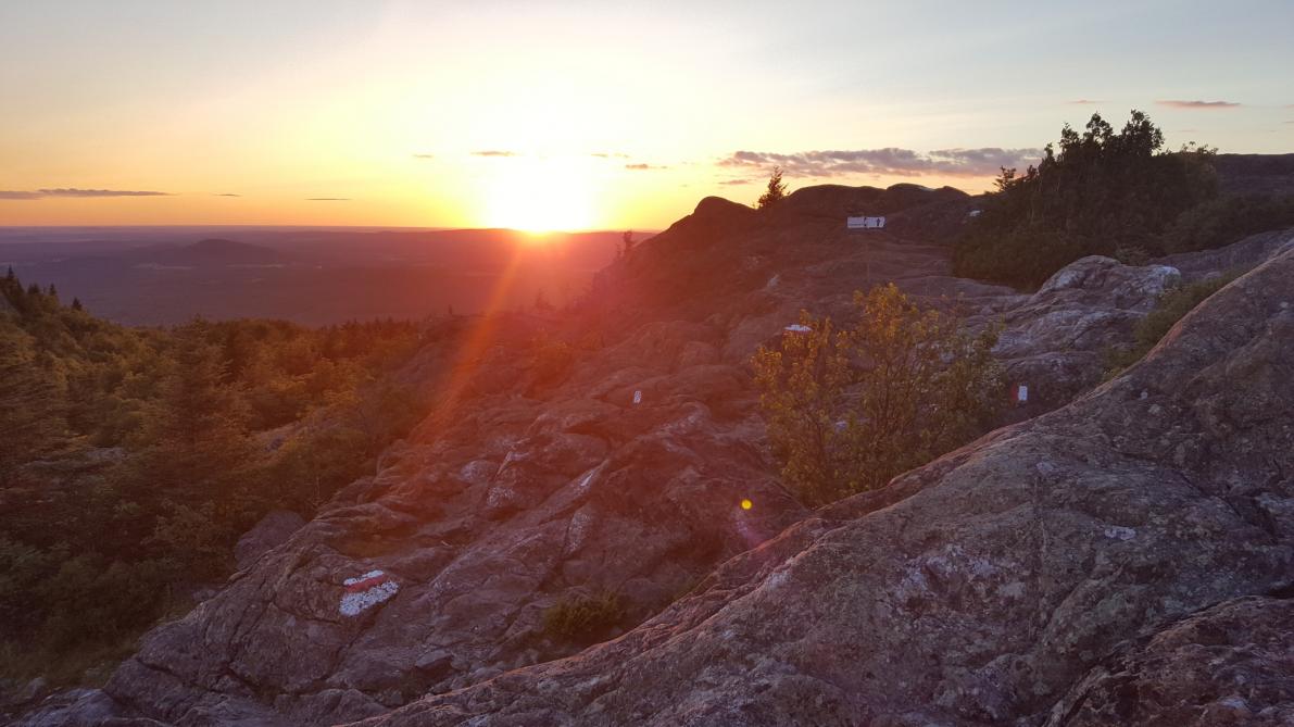 Parc régional du Mont-Ham: Camping at the summit