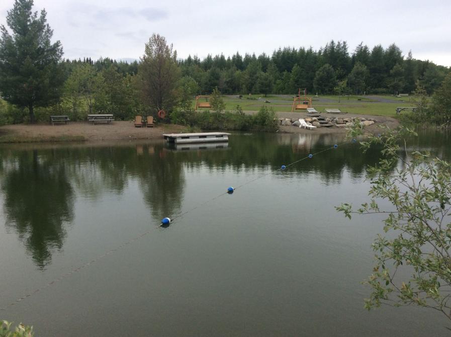 Camping, chalets et spas des Pignons Rouges: Saint-Romain