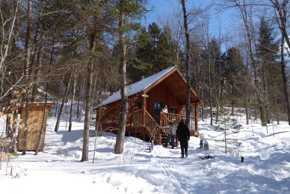 Les Côteaux Missisquoi: Non-traditionnal accomodations, Saint-Étienne-de-Bolton