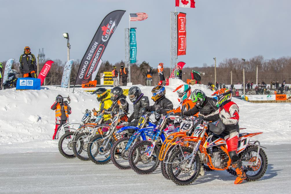 Stunning Grand Prix De Valcourt Images