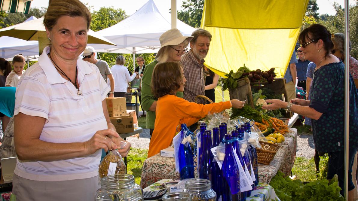 North Hatley’s Farmers’ Market: Photo : Association des commerçants de North Hatley