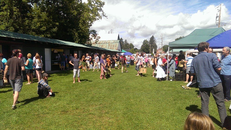 Ayer's Cliff Farmer market: Ayer's Cliff Farmer market