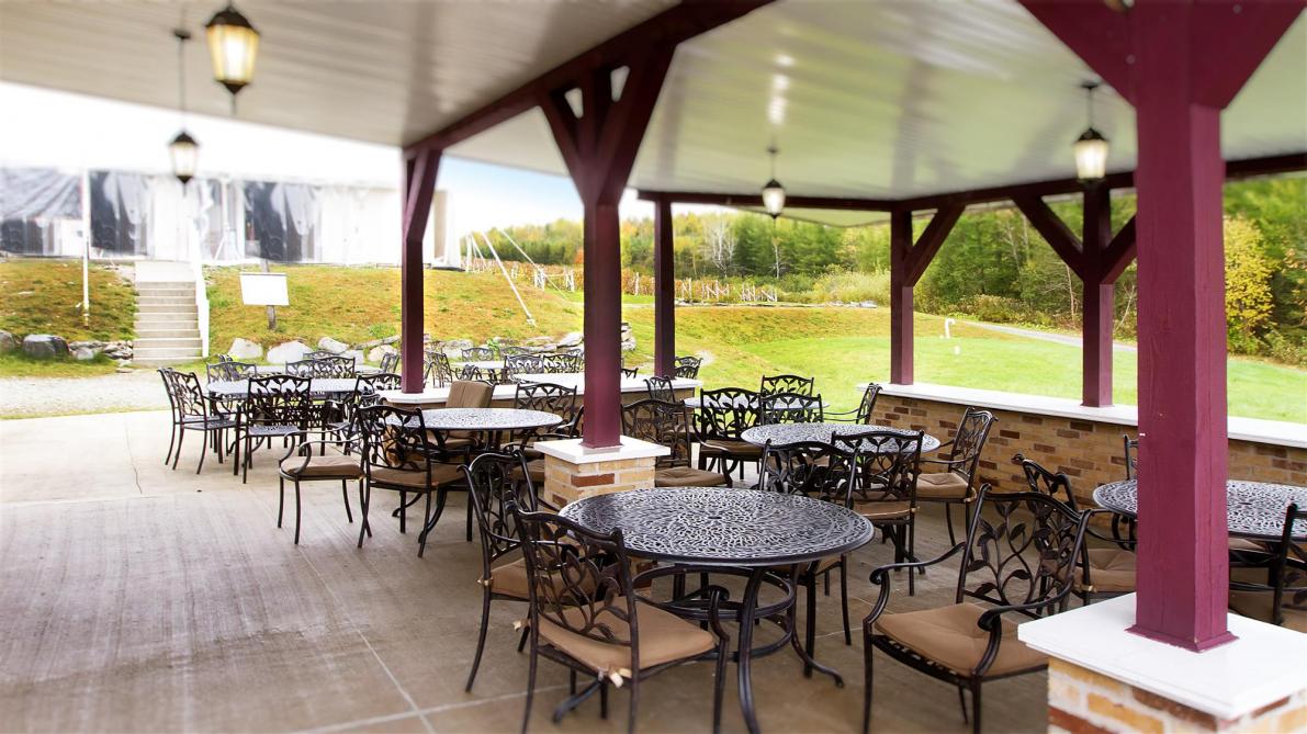 La Halte des Pèlerins: Vignoble, Sherbrooke