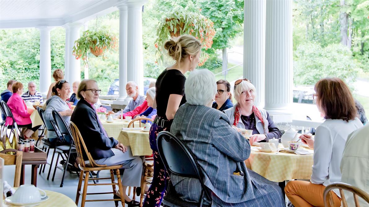 Musée Beaulne: Afternoon tea at the museum
Coaticook