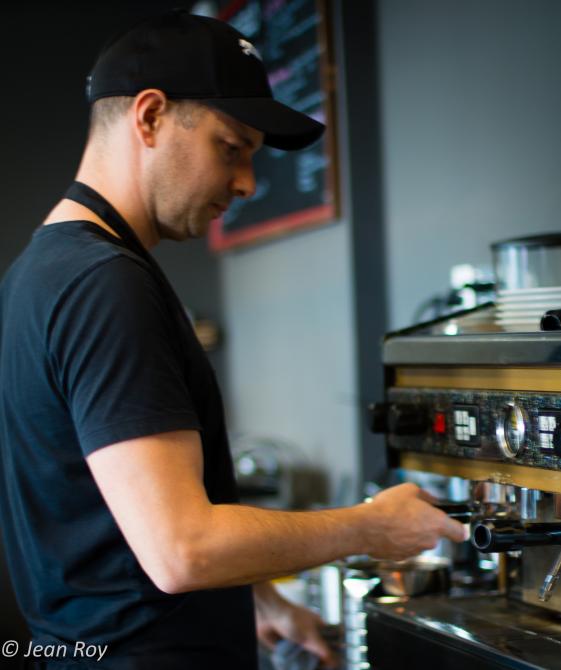 Café vélo des nations: Café and cycling shop, Sherbrooke