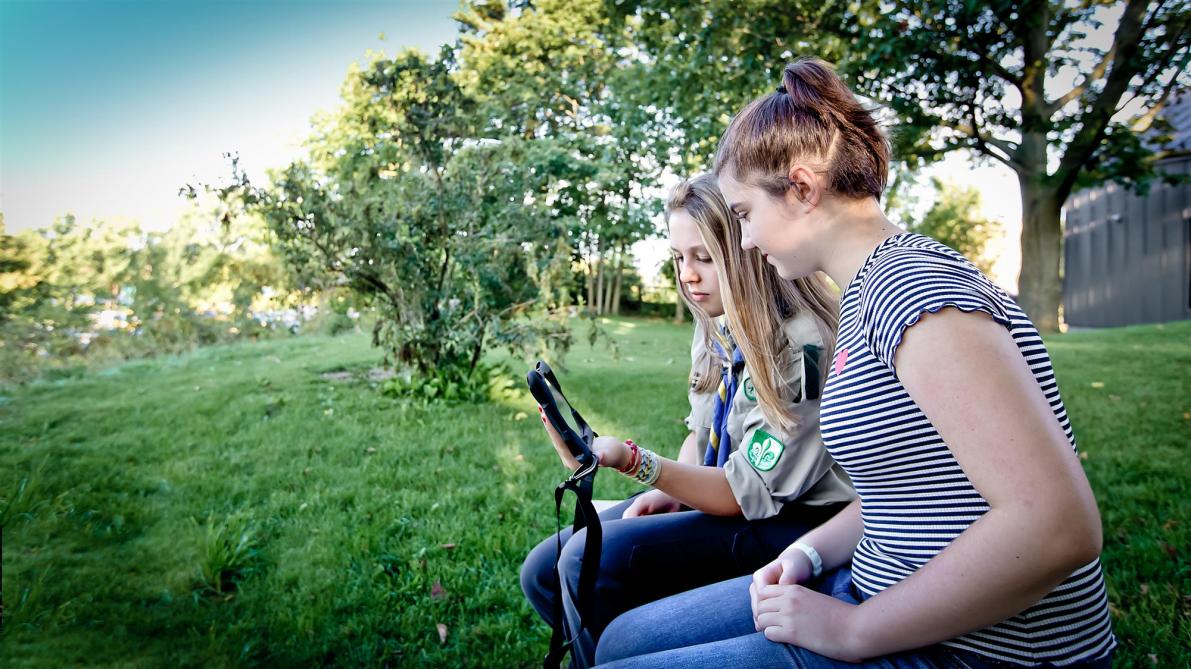 Mobile Experience: Put on your explorer hat for a practical and dynamic discovery of the Merry House’s history and archaeology.

Connect to our free mobile experience and unveil additional photos and videos demonstrating the strategic importance of our patrimonial site. 
