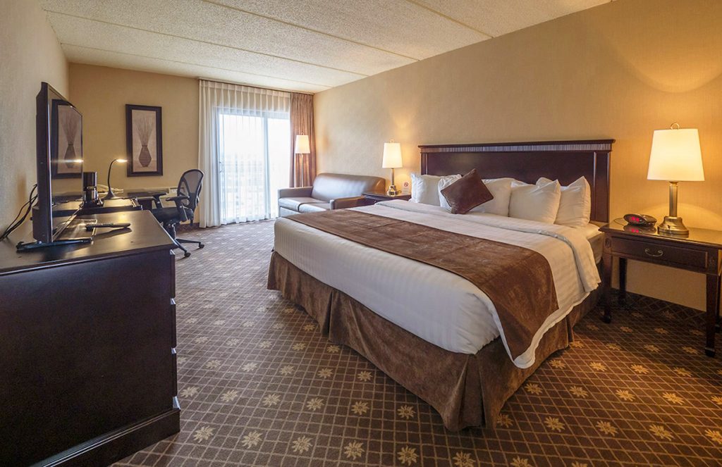 One king size bed with sofa bed :