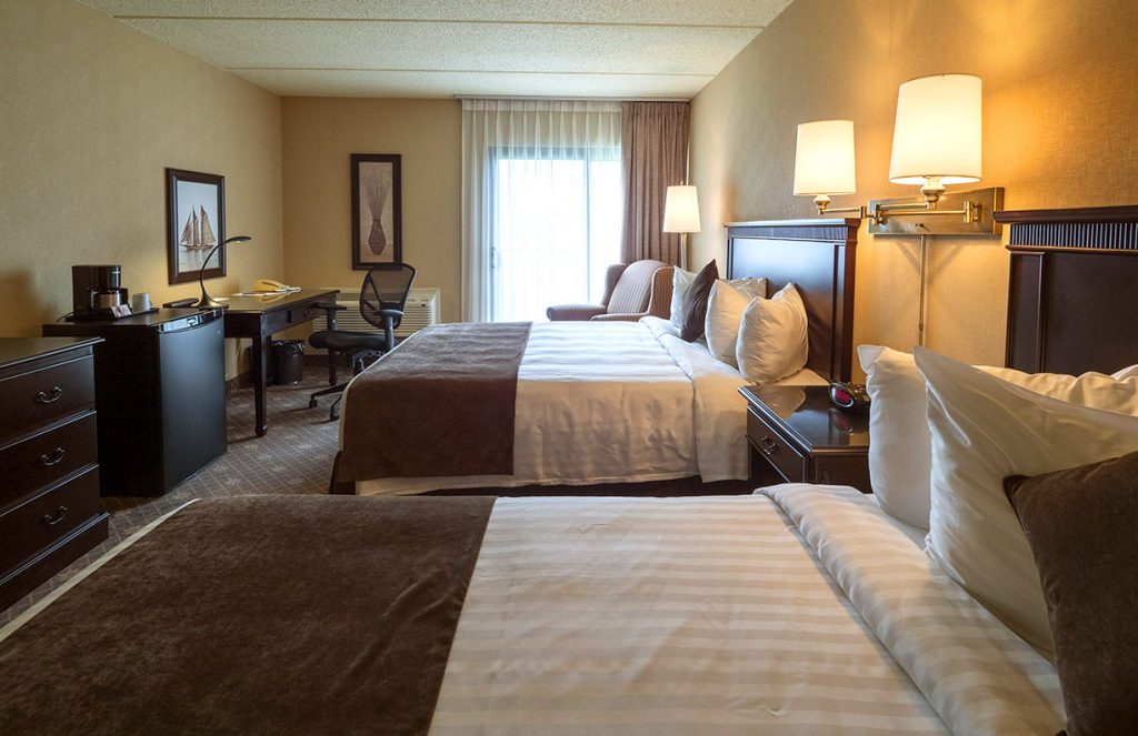 2 queen size  bedroom: