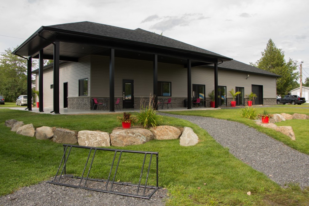 Recreation hall:
