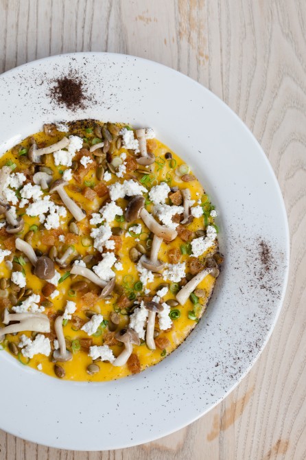 Carrot risotto: Carrot risotto, honey mushrooms, ricotta, pumpkin seeds and rye croutons.
