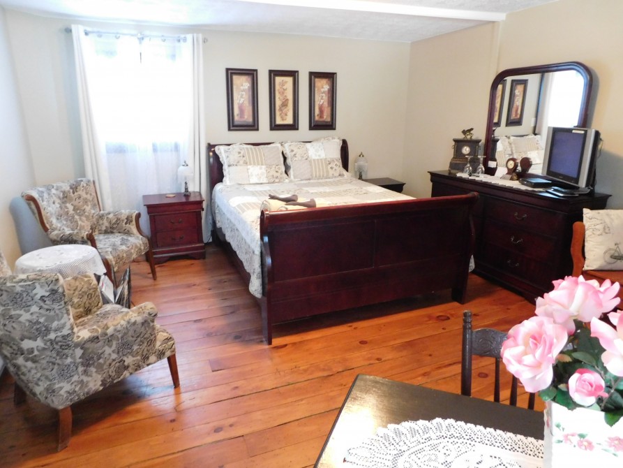 Au Coeur de Magog: Merry Room