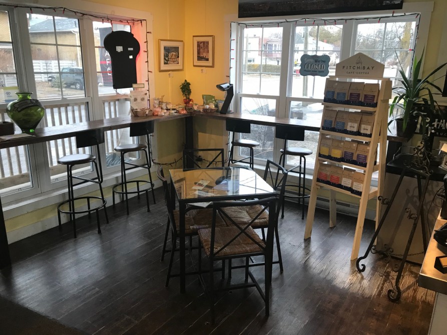 Dining room: Dining room, restaurant, café