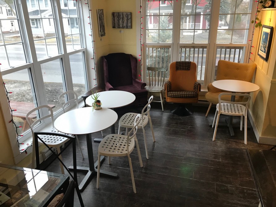 Dining room: Dining room, restaurant, café