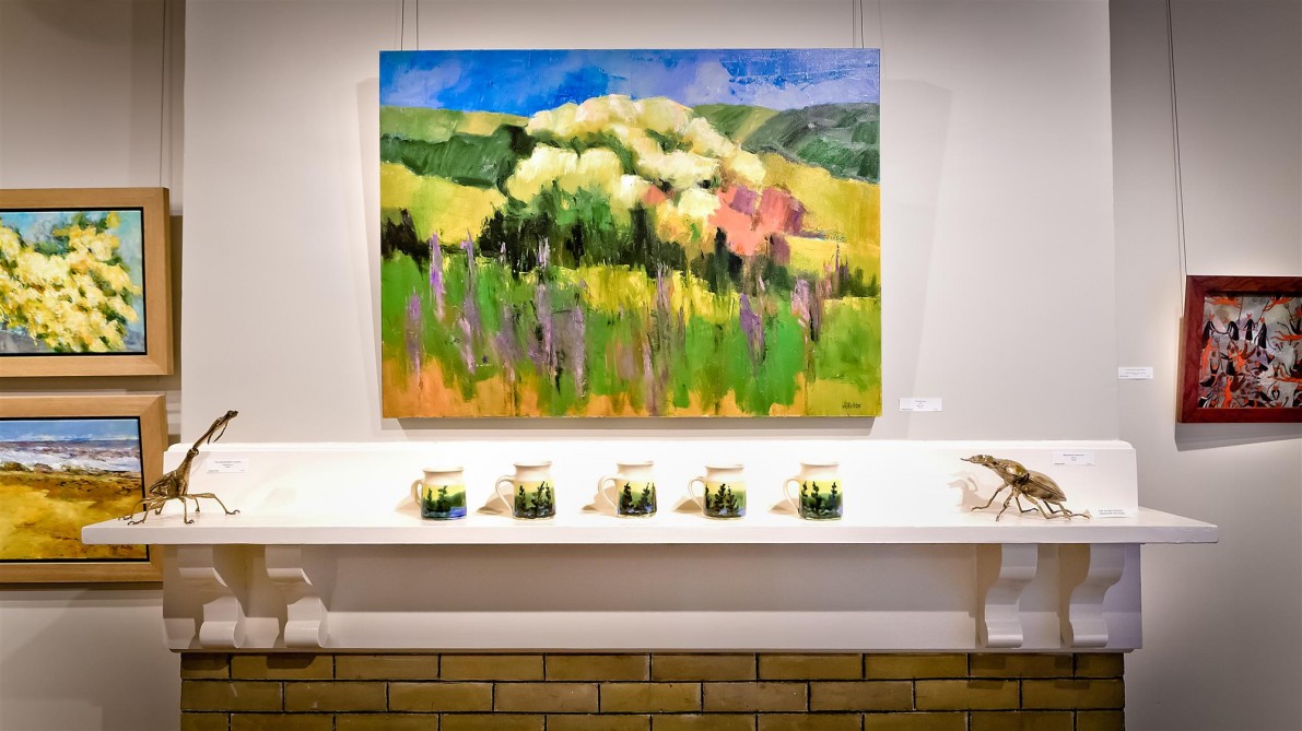 Uplands Cultural and Heritage Centre: Art Exhibit