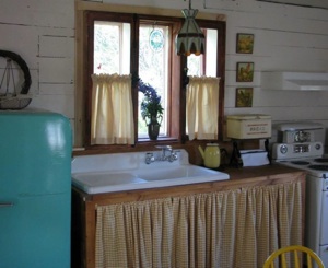 Maisonnette kitchen: Fully equipped (see main description)