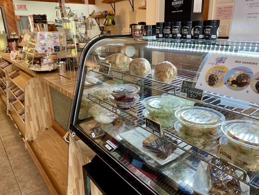 Interior Café FAbulé: culinary discovery section