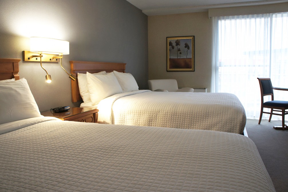Hotel Castel - Garden side room: With 2 queen-size beds
