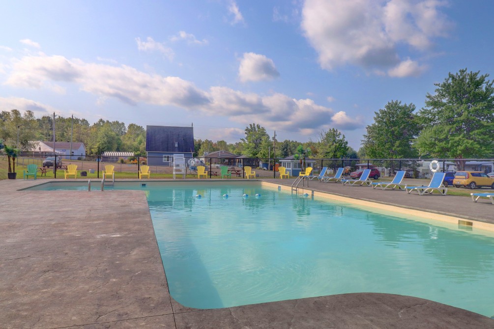 Pool :