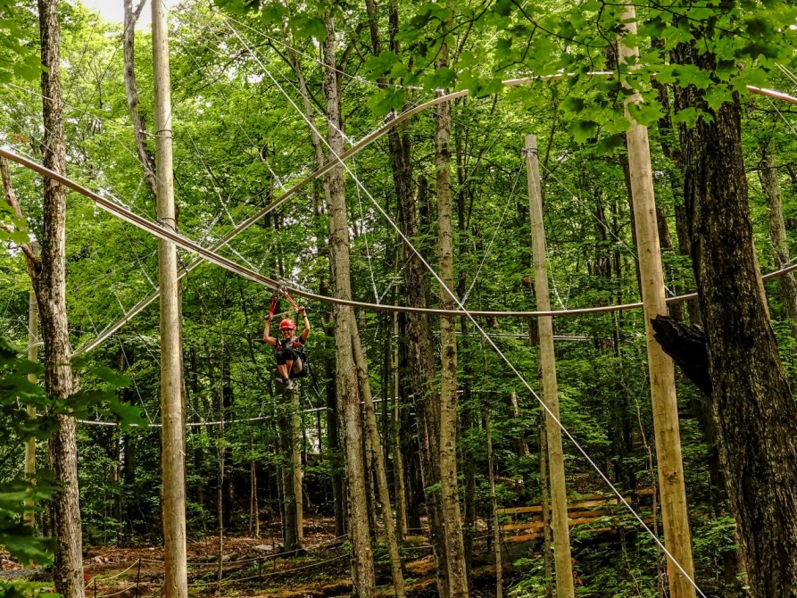 Zipline Coaster at Mont SUTTON: A unique zipline that offers a series of turns, drops, loops up to 450 degrees, all on a 655 meters long descent through the Mont SUTTON forest.